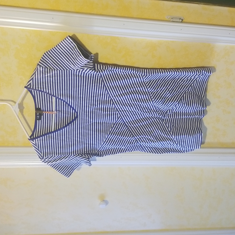 Blue striped tee shirt
